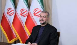 کنایه توئیتری وزیر خارجه ایران با هشتگ خاص