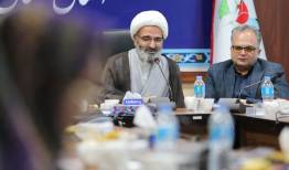 «سمنان» الگویی مثال‌زدنی از وحدت شیعه و سنی؛ گرامیداشت شهدای اهل سنت