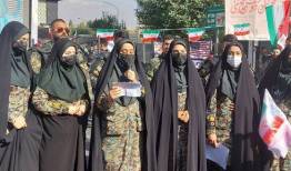 حضور زنان یگان ویژه در راهپیمایی ۱۳ آبان تهران