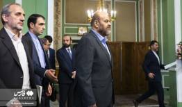 منتقدان، حلقه محاصره «رستم» را تنگ‌تر کردند؟