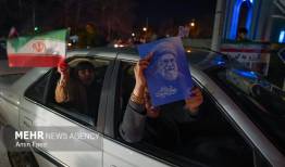 برگزاری رژه خودرویی مردمی در شهر هشتبندی