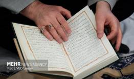 با صبر و نماز می‌توان آیات الهی را در زندگی جاری کرد