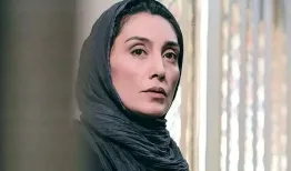 تصویری از هدیه تهرانی با لباس کُردی در ۳۴ سالگی