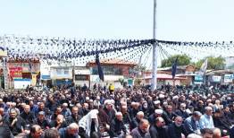 اقامه نماز ظهر عاشورایی در سراسر مازندران+عکس