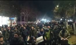 سیزدهمین شب راهپیمایی بروجردی‌ها در خون‌خواهی رهبر شهید