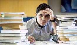راهکار والدین برای کمک به دانشجویان چیست؟