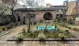 خانه قاجاری ۱۳۵ ساله در تهران برای فروش گذاشته شد!