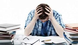 استرس چه زمانی به سراغ دانش‌آموزان می‌آید؟