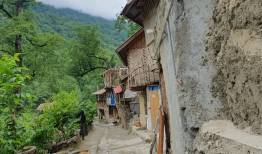 جاده‌های ۲ هزار و ۳ هزار در قرق استخر پرورش ماهی و اقامتگاه