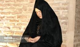 نجوای بانوان سمنانی در شب قدر؛ دعایی برای سلامتی رهبر انقلاب