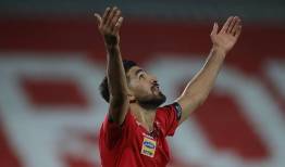 پرسپولیس چگونه ستاره سپاهان را جذب کند؟