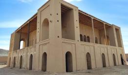 احداث خیابان داخل عرصه «کوشک تاریخی عزت آباد»