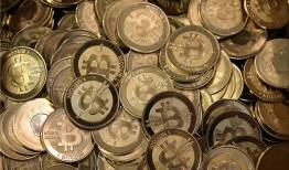 سقوط ۵۰درصدی ارزش بیت‌کوین در کمتر از ۴۰ روز