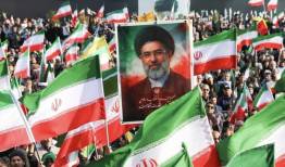 انجمن مفاخر مازندران با رهبر سوم انقلاب بیعت کرد