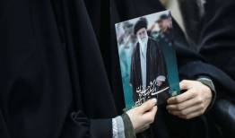 محفل شعر امین در منزل پدری شهید آیت الله خامنه ای(ره) در مشهد برگزارشد