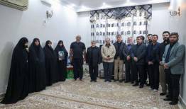 داغی که شکوه شد؛ روایت دیدار با خانواده شهیده جوان جنگ رمضان