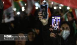 اصفهانی‌ها همچنان در سوگ رهبر شهید میدان‌داری می‌کنند