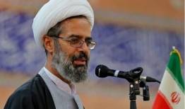 امام جمعه بجنورد: ملت ایران وحدت را حفظ و از تیم مذاکره کننده حمایت کنند
