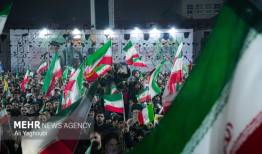 شور حماسی رشتوندان در دفاع از وطن و بیعت با رهبر انقلاب