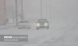 بارش همزمان برف و باران در ۱۰ استان/ ترافیک در محورهای ورودی پایتخت