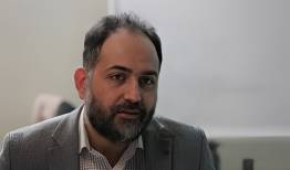 ادبیات برای مدیران رای‌آور نیست/ برچسب انقلابی، مشکل مخاطب نیست