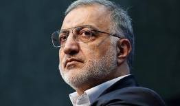 حضور شهردار تهران در میدان شهدا و محل اصابت موشک‌های رژیم صهیونیستی
