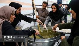 دیگ هایی که به شوق میلاد پیامبر بارگذاشته شد