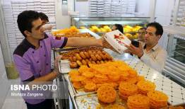 افزایش ۱۰۰ درصدی قیمت زولبیا و بامیه در اصفهان/ کمبود روغن چالش اصلی قنادان