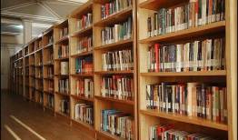 عیدی نهاد کتابخانه‌های عمومی برای اهل مطالعه 