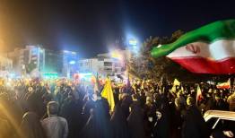 تجمع زاهدانی‌ها در سوگ رهبر شهید و حمایت از نیروهای نظامی