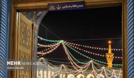 آذین بندی و چراغانی ویژه حرم مطهر رضوی در ایام میلاد پیامبر اعظم (ص)