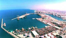  مناطق آزاد در حوزه خدمات پولی و بانکی عقب است