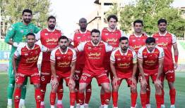 ادای احترام بازیکنان پرسپولیس به شهدای خدمت+عکس