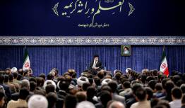 راه پرفروغ آیت‌الله‌خامنه ای چراغ راه نخبگان خواهد بود
