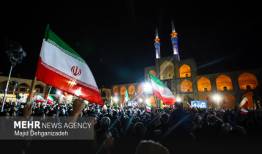 اجتماع عظیم خادمیاران رضوی یزد در بیعت با رهبر معظم انقلاب