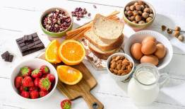 بهبود اختلالات گوارشی با مصرف این مواد غذایی
