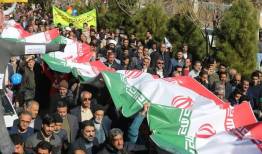 حضور یکپارچه کارکنان و بسیجیان سنگ آهن مرکزی در راهپیمایی ۲۲ بهمن