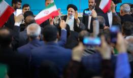 رئیسی این شکلی یاد احمدی‌نژاد را زنده کرد!