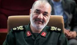 فرمانده سپاه: درد و بلای این مردم به ما بخورد