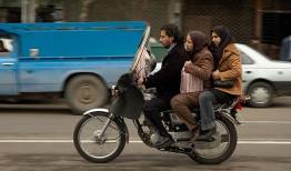 هشدار به موتورسواران؛ معابر به دلیل انتشار سیاهه های انفجار لغزنده است