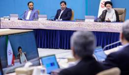 برای حفظ ثبات در بازار ارز تلاش مضاعف کنید