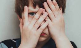 نکاتی برای آرامش‌بخشی کودکان در جنگ
