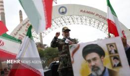 استاندار خوزستان: زنجیره انسانی رامین پیام وحدت ملت ایران است