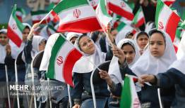 لزوم برقراری ارتباط مؤثر با نسل جدید دانش‌آموزان