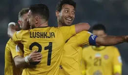 آقای شجاع خلیل‌زاده، قربان آن شکلت، هیس باش!