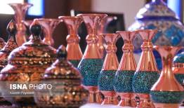 حضور ۲۱۶ هنرمند از ۳۰ استان در نمایشگاه سراسری صنایع دستی کرمانشاه