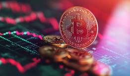 هشدار ترامپ علیه تنگه هرمز، بیت‌کوین را ساقط کرد