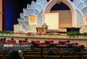 مطهری‌اصل: رفتار ائمه جمعه، آیینه‌ای از چهره دین در نگاه مردم است