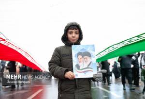 ۲۲ بهمن؛ مشهد در خط مقدم همبستگی