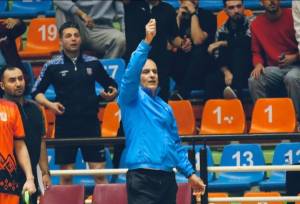 سرمربی مس‌سونگون: لطفاً اسم سنگ‌سفیدی را نیاورید! / تعطیلات به ضرر ما تمام شد